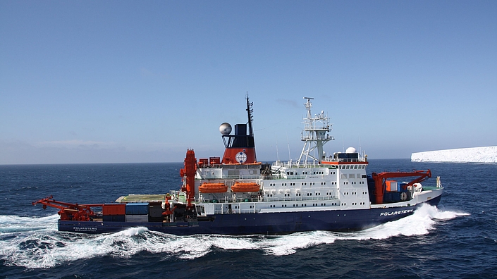 Die Geschichte der POLARSTERN: „Traumschiff der Forschung“ anstelle eines „Marmeladeneimers“