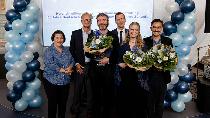 Gruppenbild mit allen Preisträgern