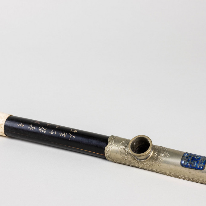 Opium pipe